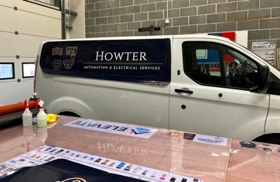 Custom Vehicle Graphics Photo